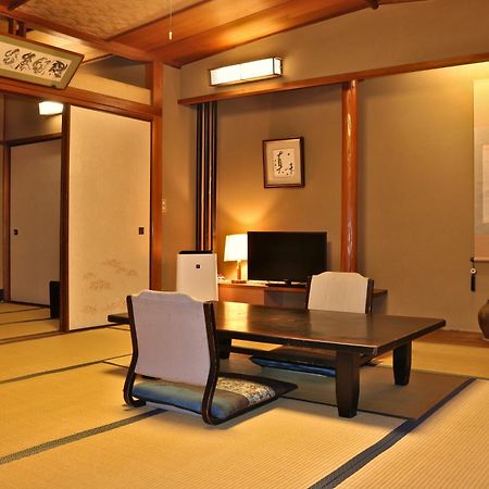 Tsutaya Ryokan Toyooka  Exterior foto