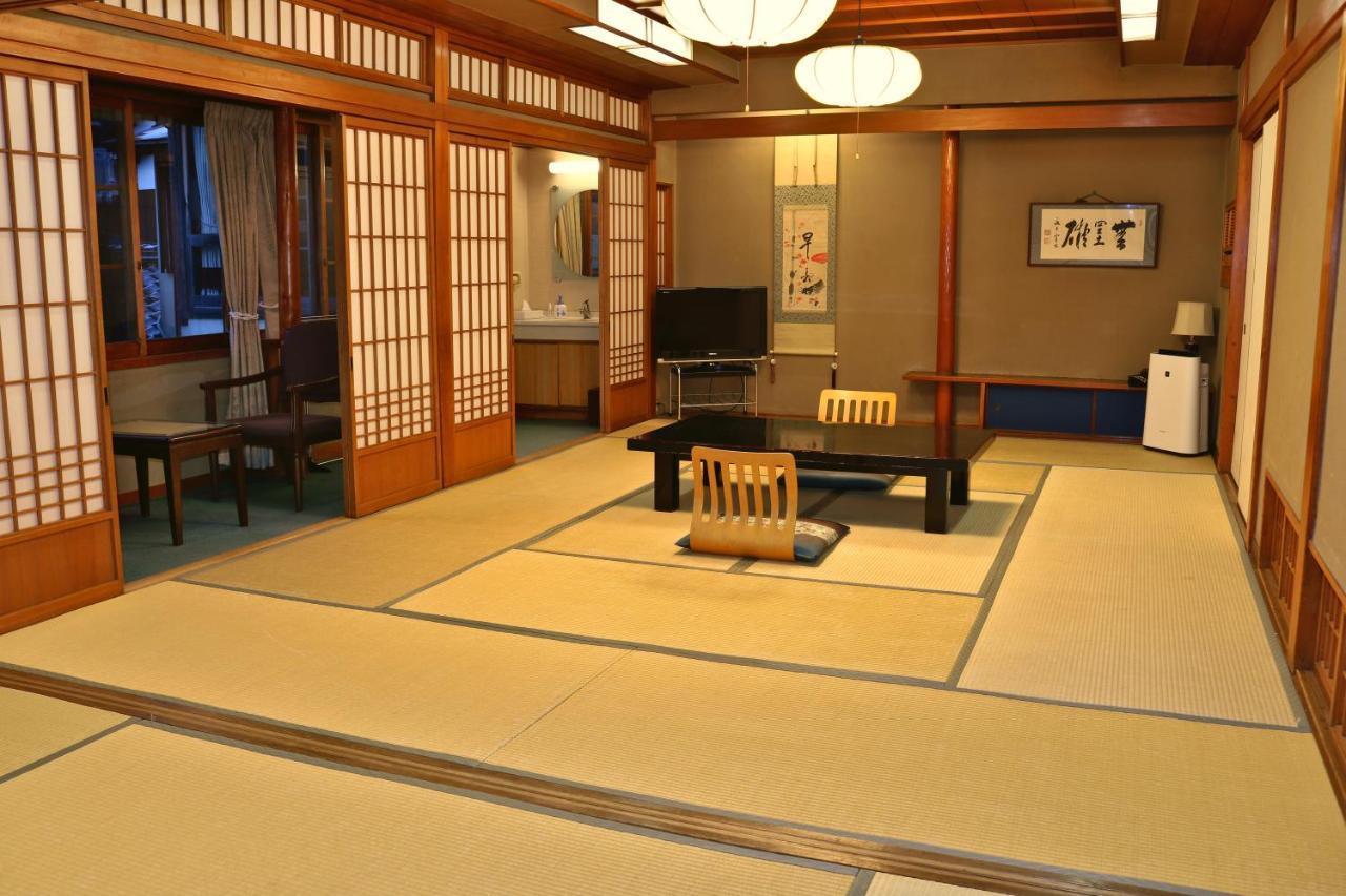 Tsutaya Ryokan Toyooka  Exterior foto